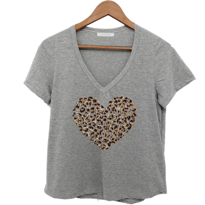 Alternative view of Remera Wild Heart