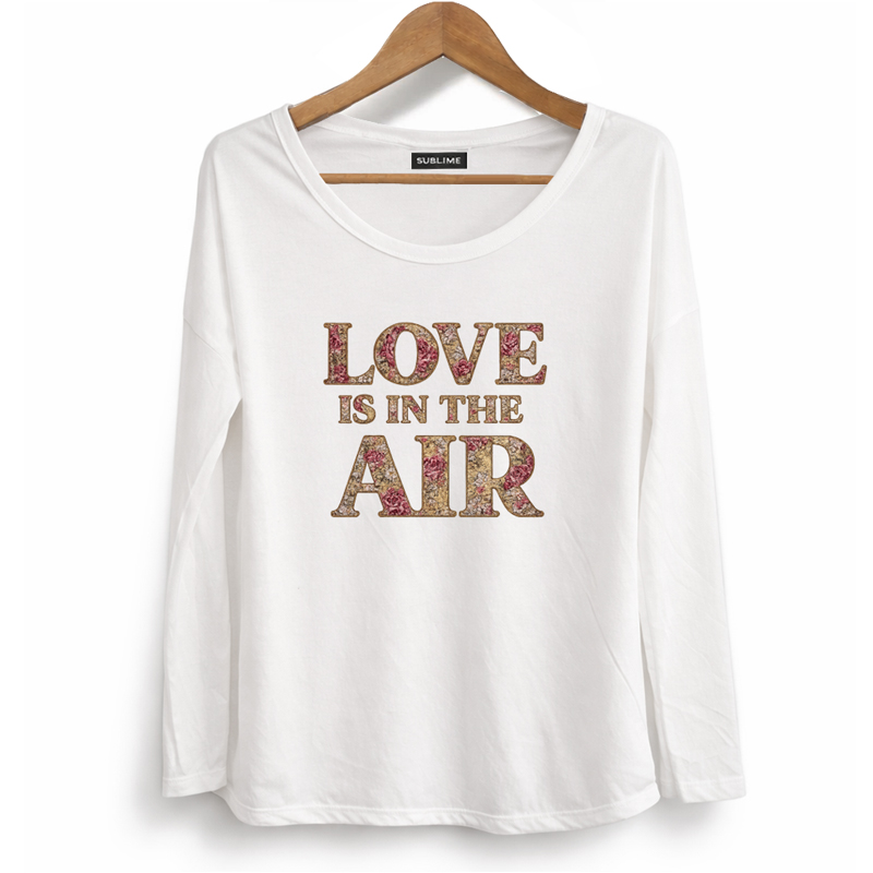 Alternative view of Remera Love is in the Air
